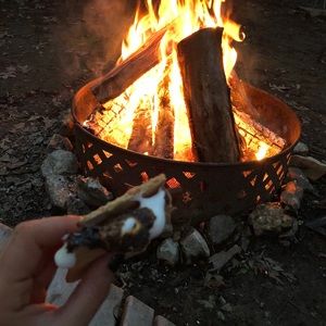 Meet your Posher, Brittney